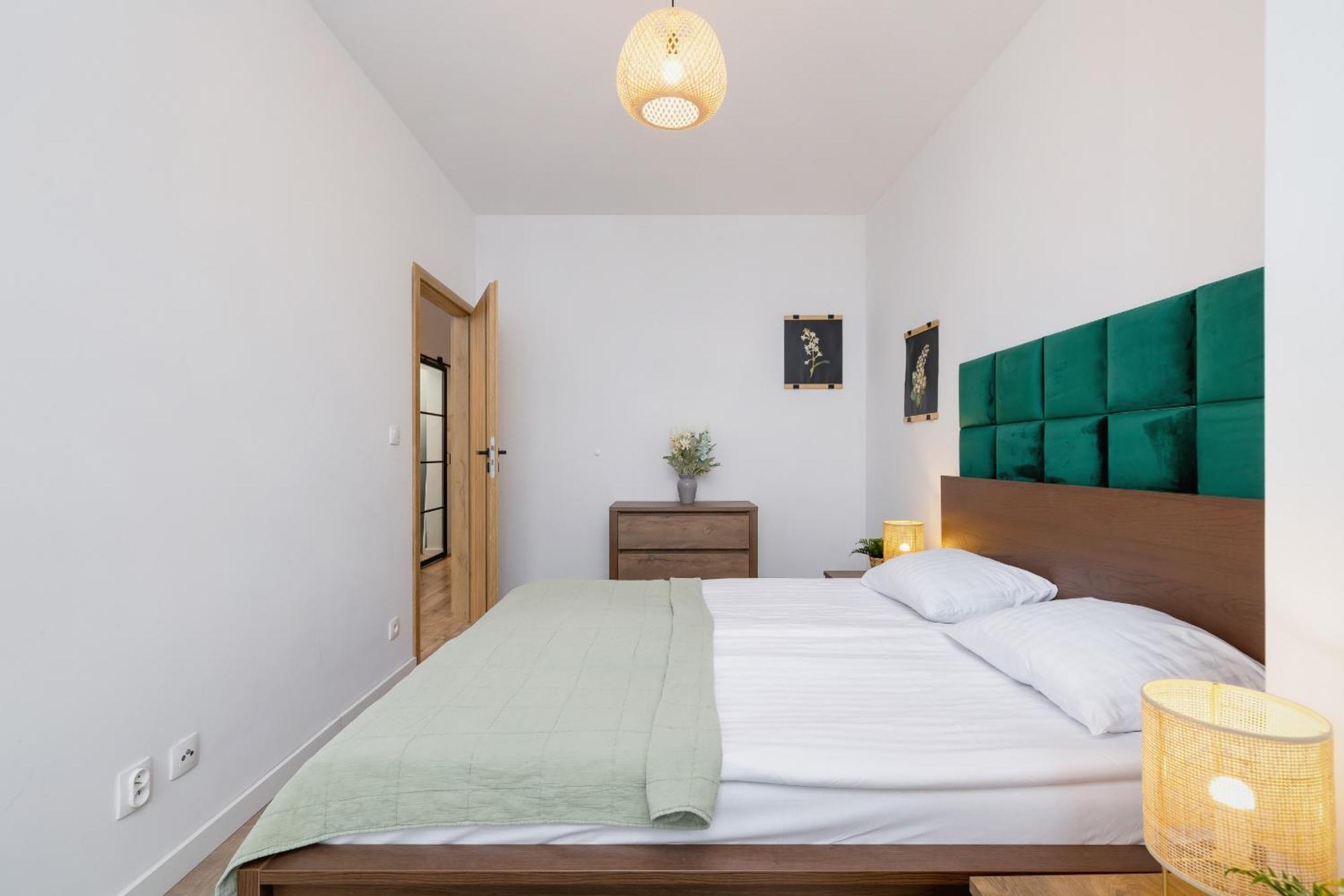 Exclusive Apartment In Katowice With Balcony, Parking, Gym And Sauna By Noclegi Renters Exterior foto